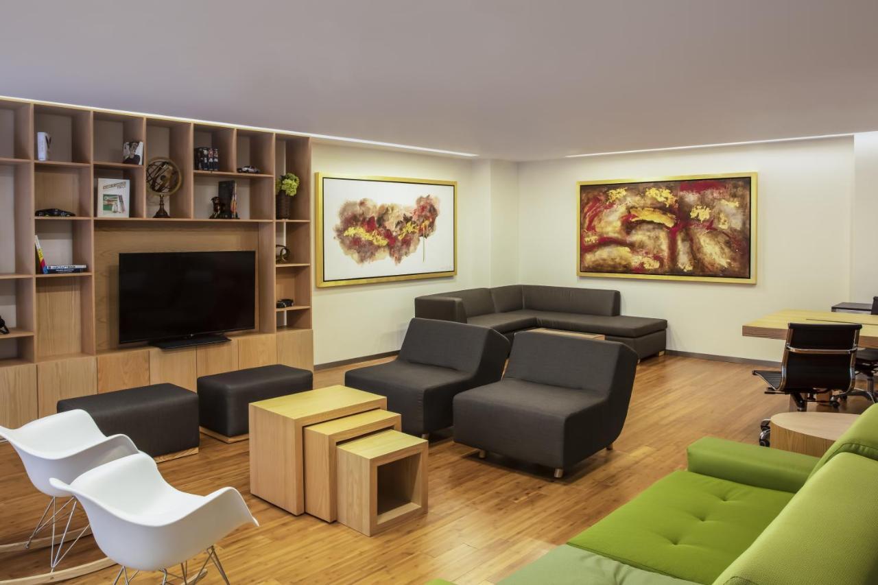 Fiesta Inn Celaya Galerias 外观 照片