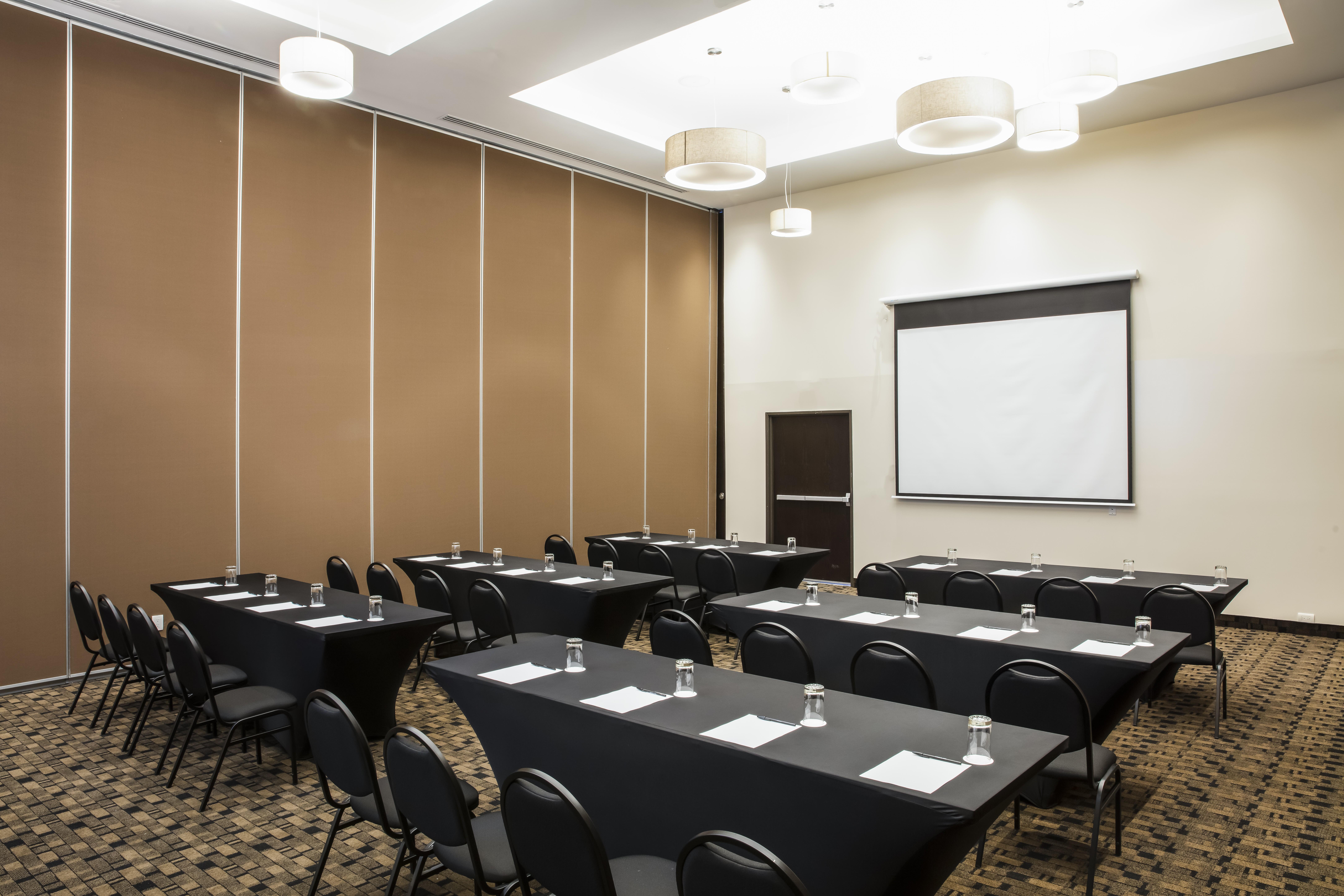 Fiesta Inn Celaya Galerias 外观 照片